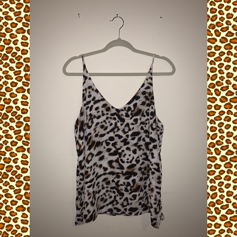 Shinestar Silky Leopard Print Top